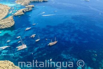Foto aerea del nostro viaggio in barca a Comino