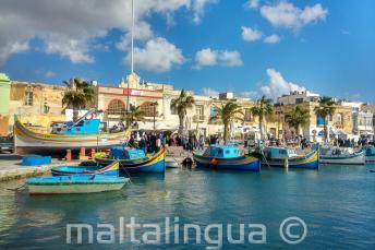Villaggio di pescatori a Malta