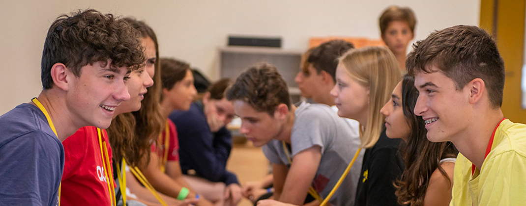 Ragazzi alla scuola di inglese