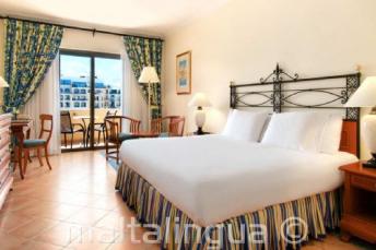 Camera da letto nel'hotel dell'Hilton a Malta